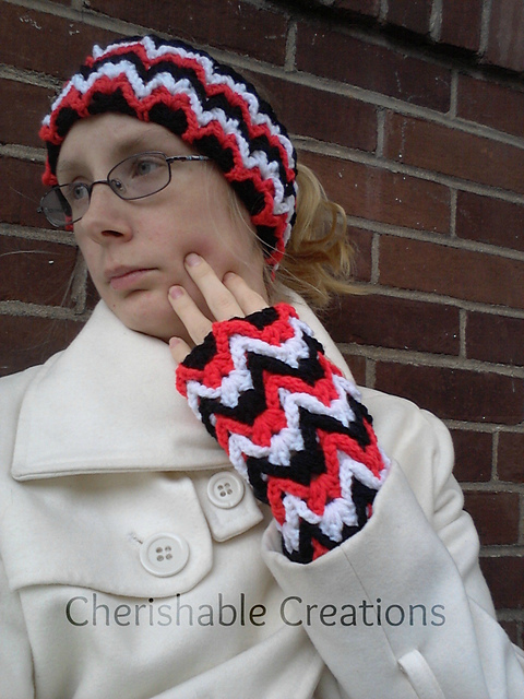 Heartbeat Fingerless Gloves