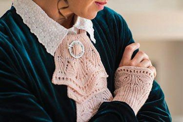 High Tea Jabot