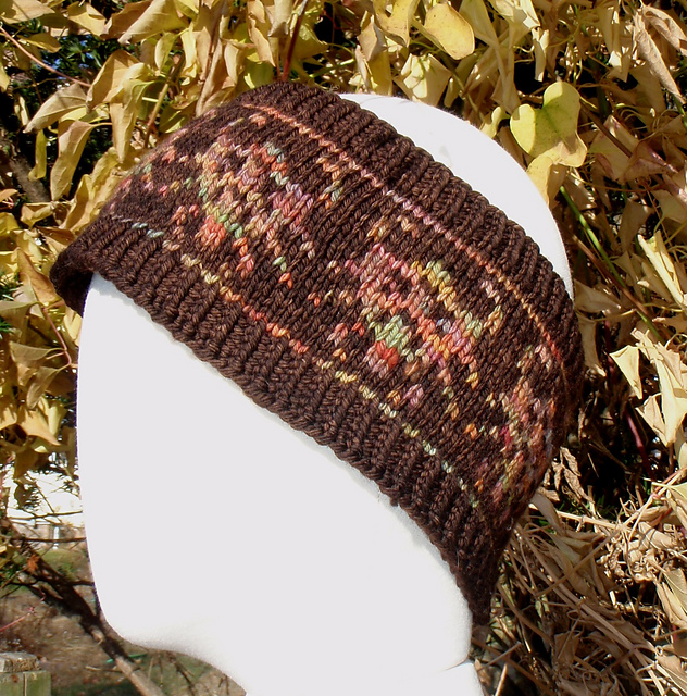 Autumnal Bug Cowl