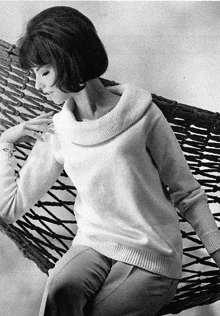 1241 Lady's Sweater