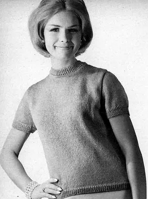 1250 Lady's Sweater with Short Sleeves