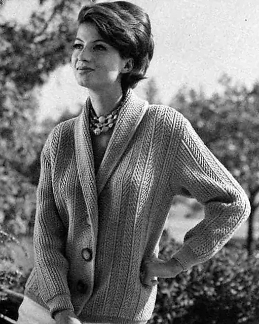 1261 Lady's Cardigan