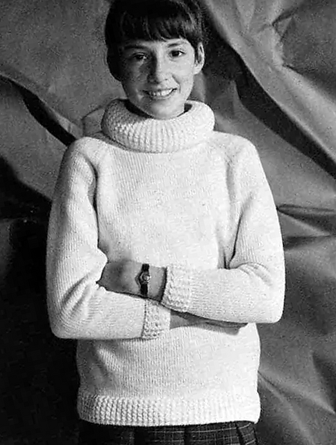 1276 Girl's Sweater