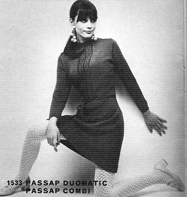 1533 Teenager's dress