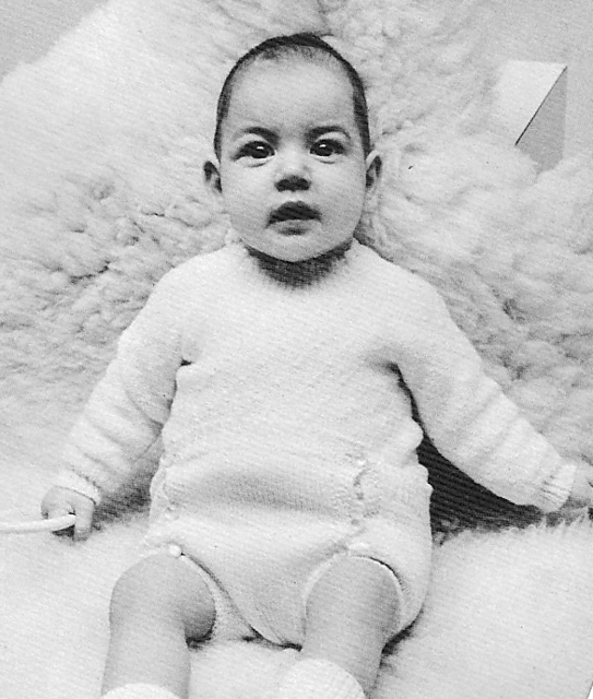 1603 Baby's Sweater