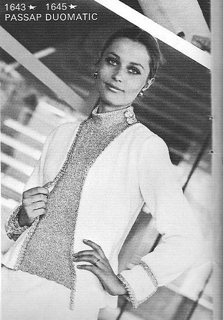 1643 Elegant Lady's Pullover