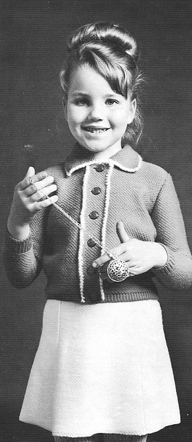 1646 Girl's two-piece suit