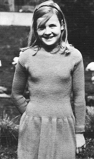 1653 Girl's dress