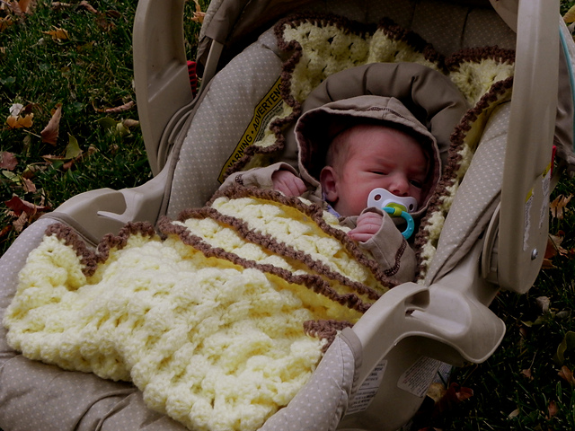 Popcorn Car Seat Blanket