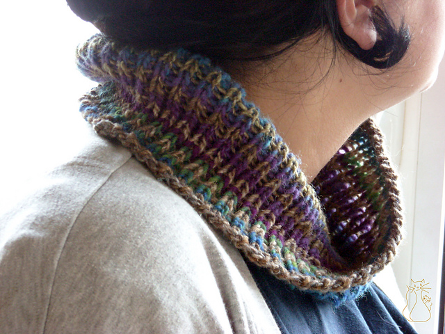 Alba: No Moebius Neckwarmer