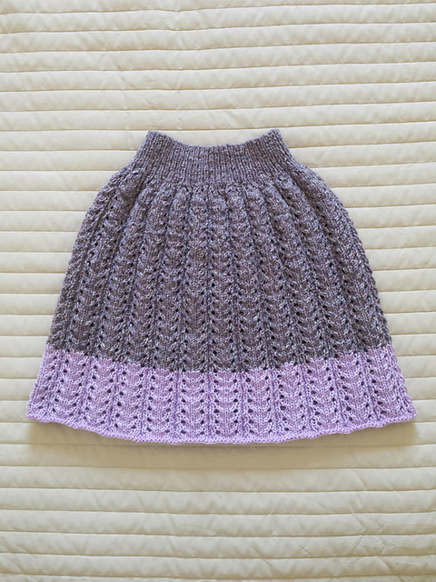 One-Size-Fits-Many Lace Skirt