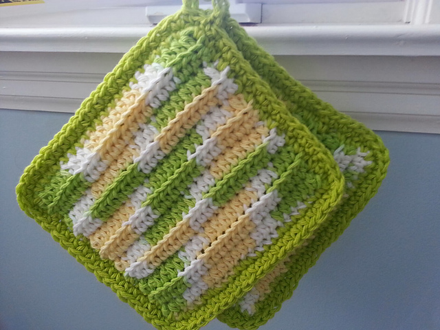 Easy Ribbed Potholder