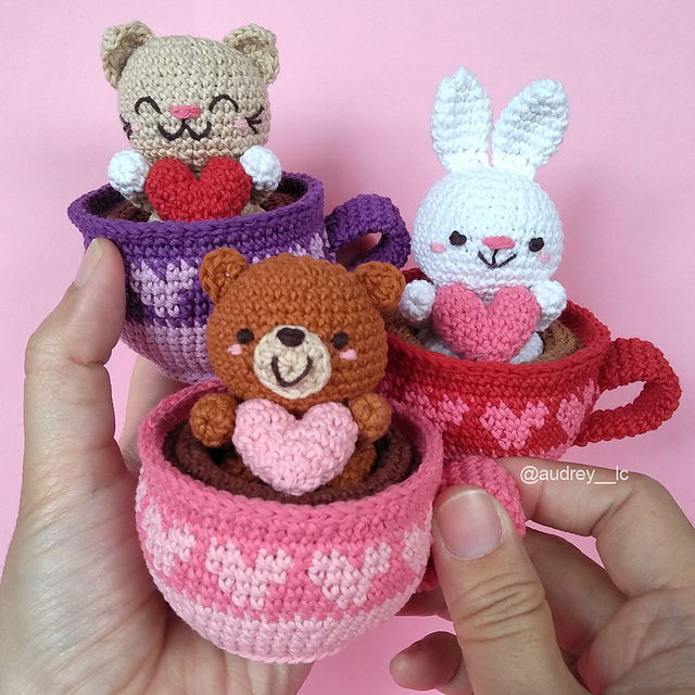 Kawaii Love Cups