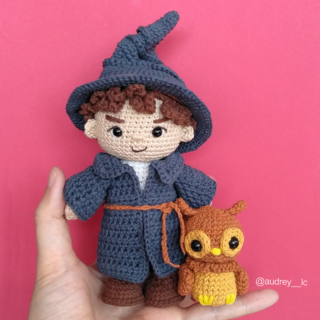 Edgar the Wizard and Ollie the Owl