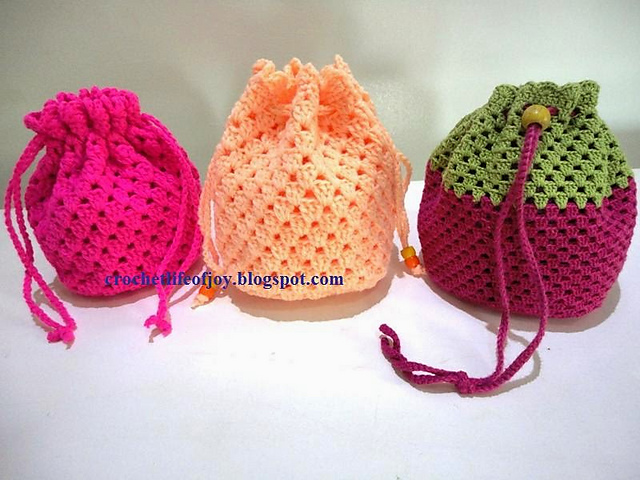 Drawstring Wristpurse