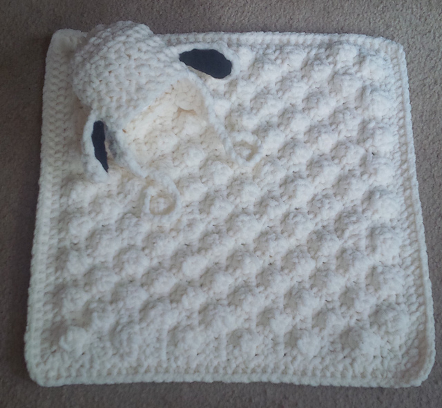 Little Sheep Hat and Carseat Blanket Set