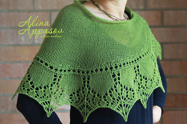 Peridot Necklace Lace Shawl