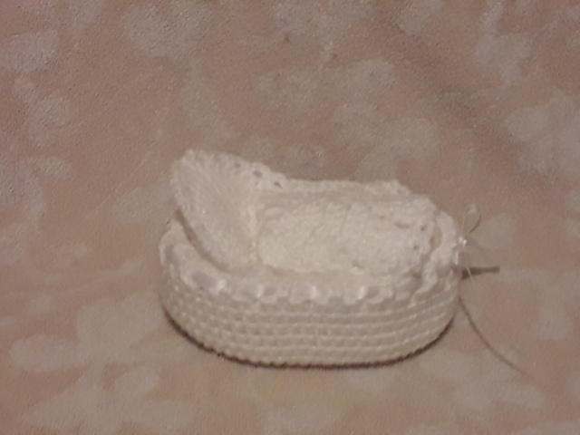 5in Angel Crib