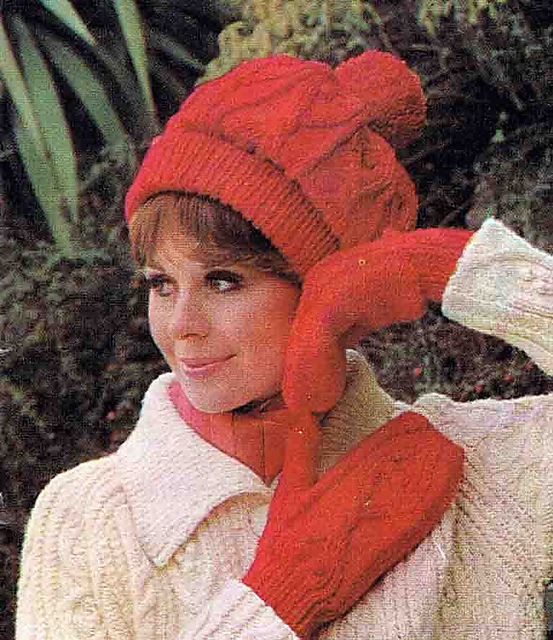 Country Cap and Mitts