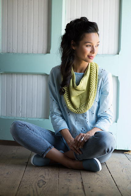 Triteia Cowl