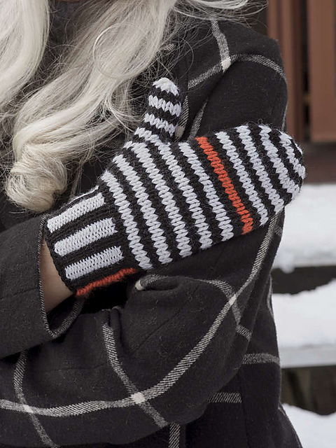 Ups and Downs Stripe Mitten