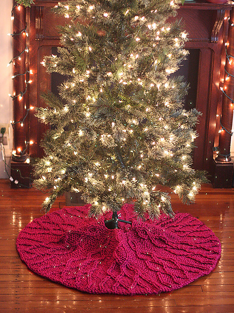 Cherry Cordial Tree Skirt