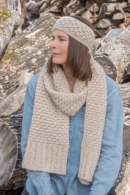 Tryne scarf