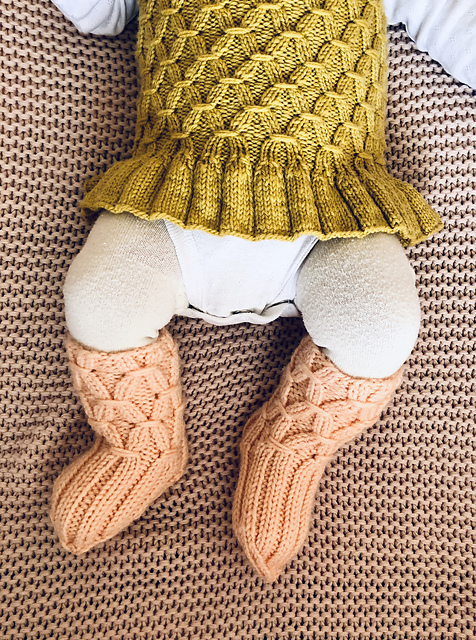 Minnie's Baby Booties