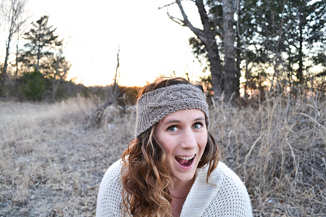 Twisty Turvy cabled headband