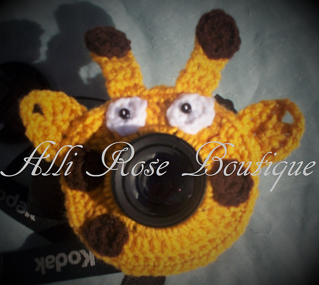 Giraffe Camera Lens Buddy