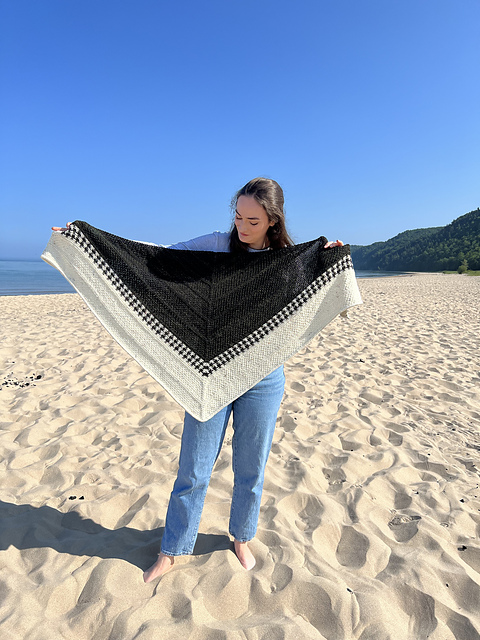 Cedarwood Shawl