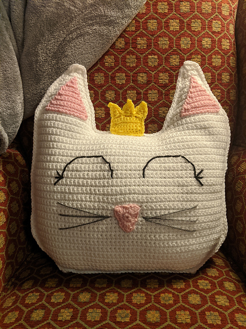 Kitty Pillow