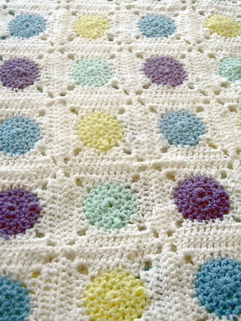 Baby Dots Blanket
