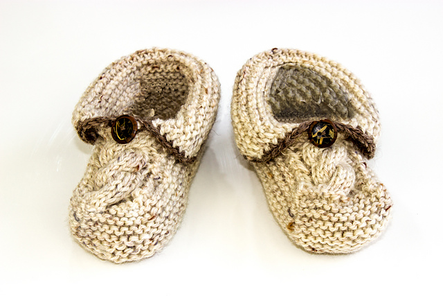 Country Style Seamless Booties