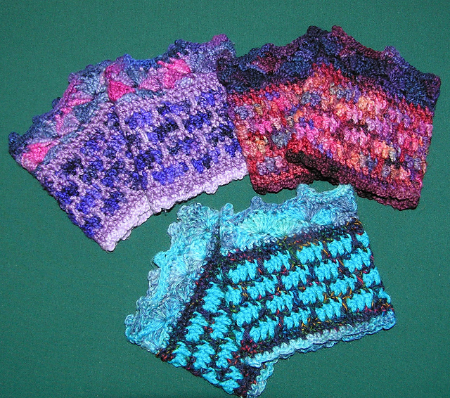 Latvian Wrist Warmers