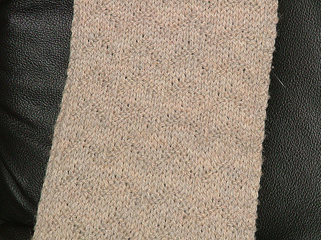 Cashmere Zigzag Scarf