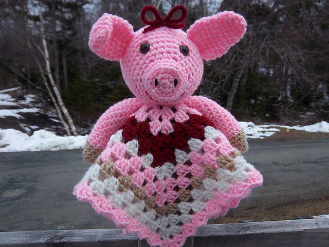 Piggy Lovey/Security Blanket
