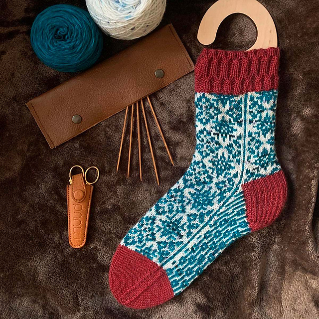 Snowcrystal Socks
