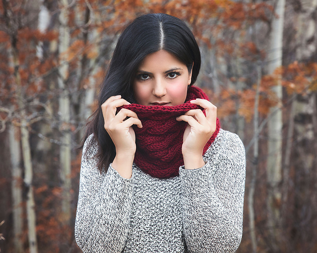 Chunky Cables Cowl