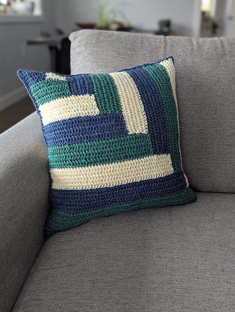 Trenza Throw Pillow