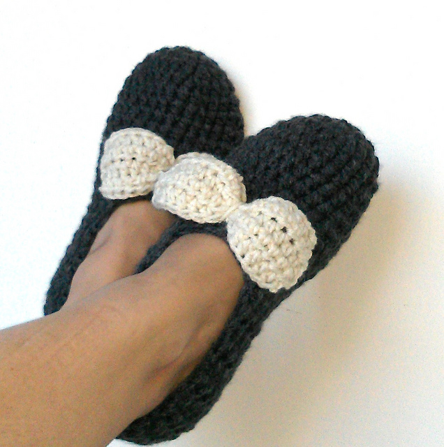 Bow Tie Slipper Crochet Pattern Ladies