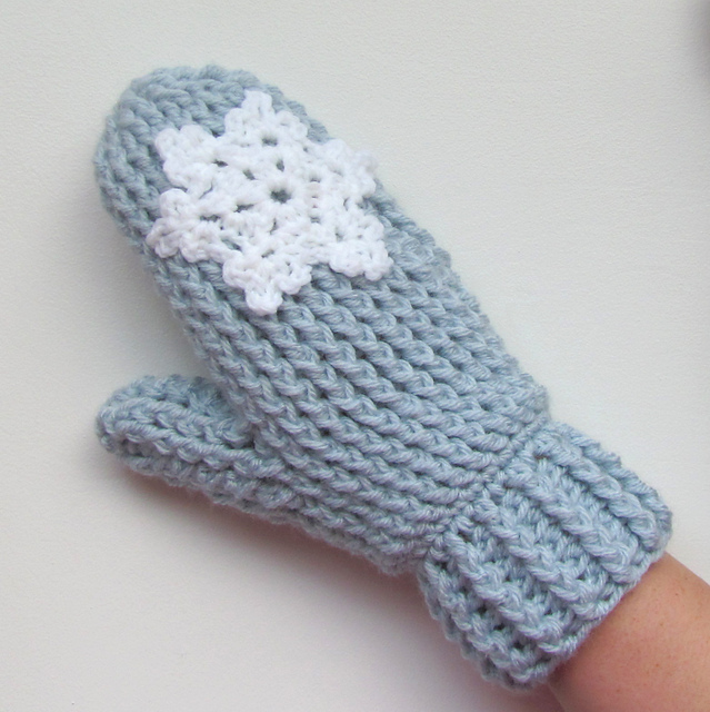 Warm and Woolly Snowflake Mittens