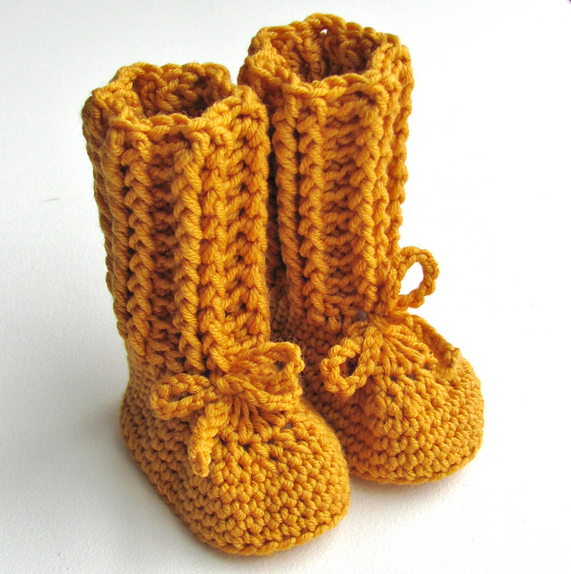 Tall Cable Cuff Baby Booties