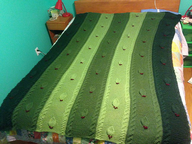 Leaf Pattern Afghan #742-14