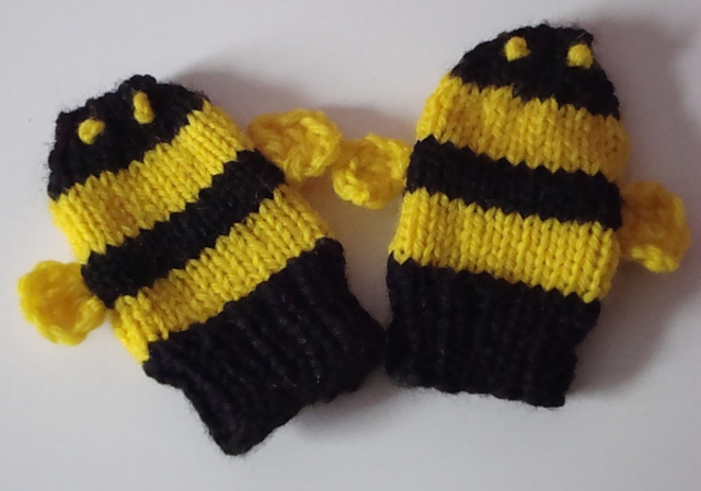 Bumblebee Baby Mittens