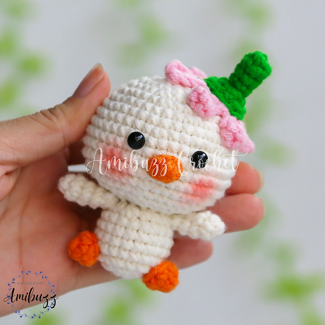 Ravelry: Duck With Flower pattern by Ami Buzz