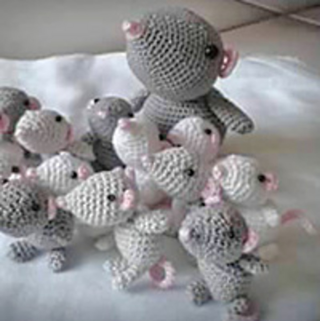 Ravelry: Maus / mouse & Mama Maus / mouse pattern by Conni Hartig