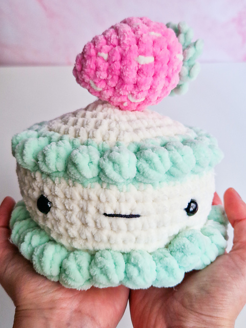 Strawberry Cake