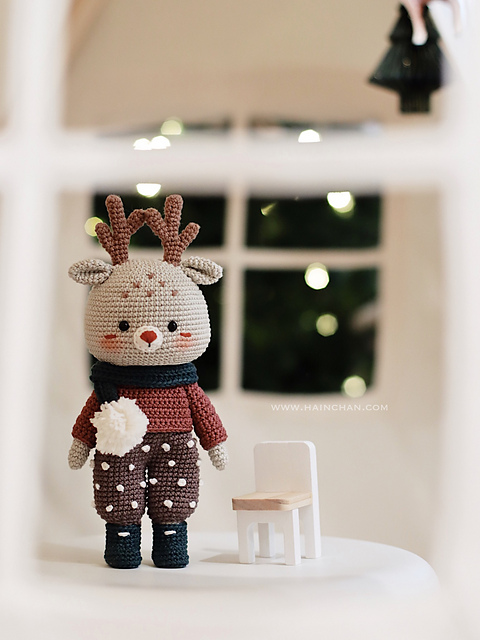 DAXTON the little REINDEER