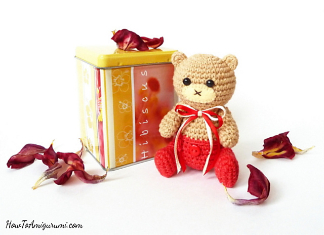 Amigurumi Bear Cub in Pants